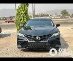 Super clean 2018 Toyota Camry LE