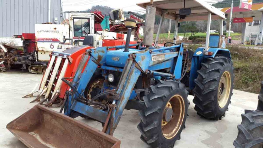 7 Things To Consider Before Buying A Used Tractor