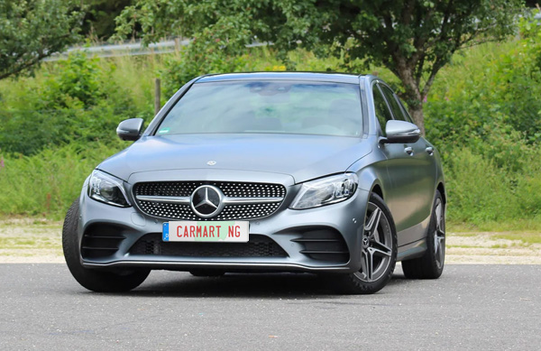 Price of 2019 Mercedes Benz C300, Review, Performance and fuel economy